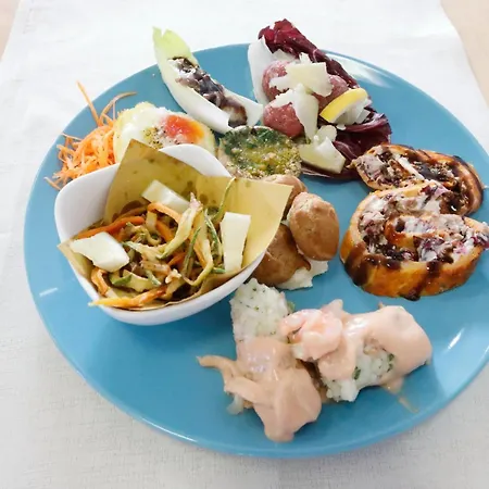 Lauretta Отель Беллария-Иджеа-Марина