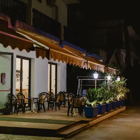 Lauretta 3* Беллария-Иджеа-Марина