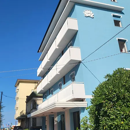 Ξενοδοχείο Lauretta Μπελάρια-Ιτζέα Μαρίνα