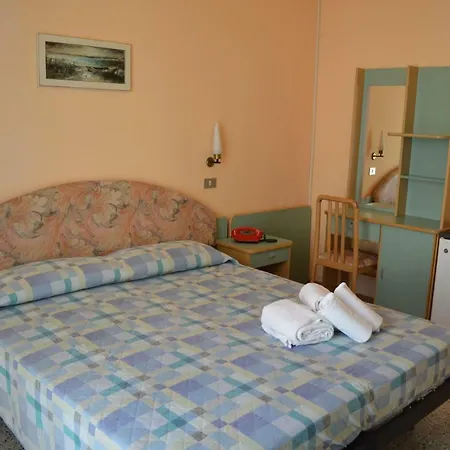Otel Lauretta Bellaria-Igea Marina