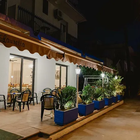Lauretta Otel 3*