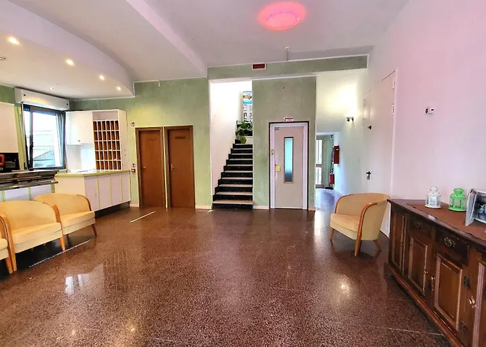Lauretta Hotel