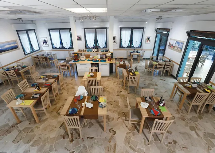 Hotel Lauretta Bellaria-Igea Marina