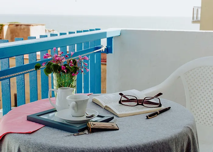 Lauretta Hotel